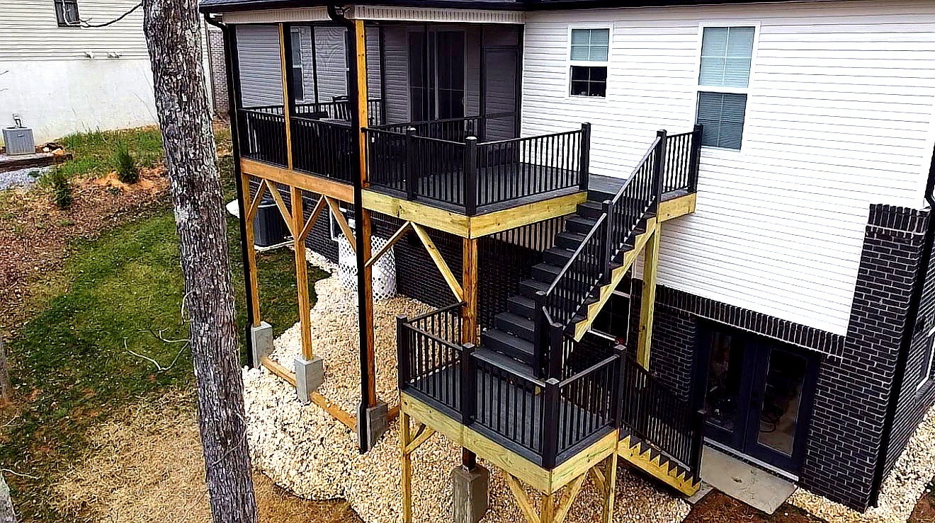 Luxury screened porch